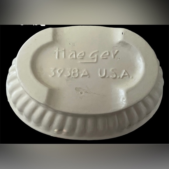 Vintage HAEGER Pottery Cream Ribbed Oval Footed Bowl Planter U.S.A. 3938A MINT - Picture 3 of 4